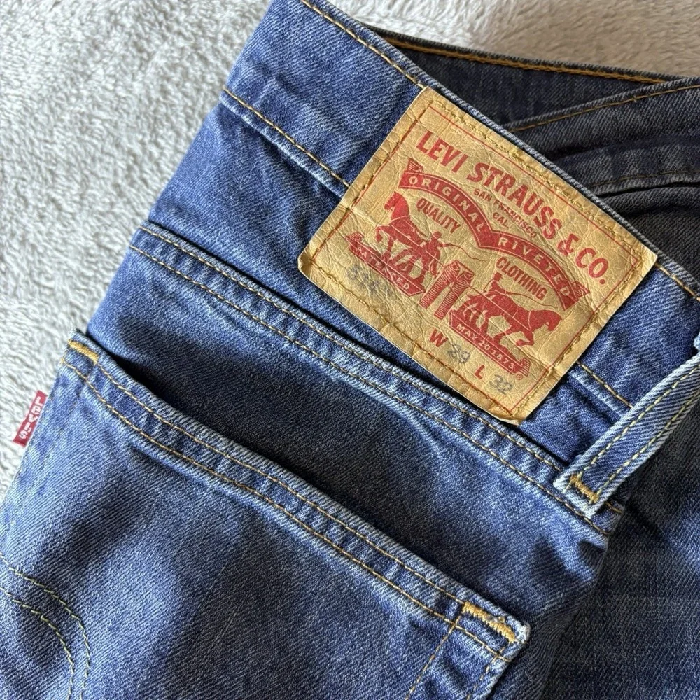 Levi's 514 Straight Leg Jeans Mens Size 29x32 (Fits 30x31) Med Blue‎